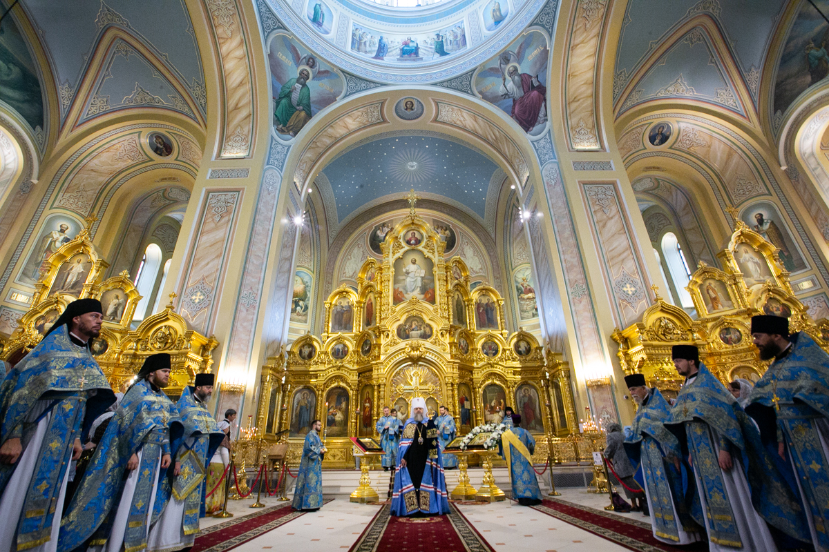 Ростовский кафедральный собор Рождества Пресвятой Богородицы отметил свой престольный праздник