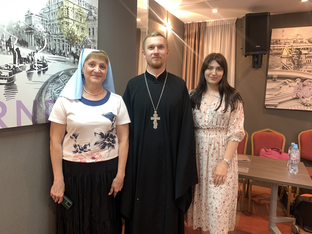 Сотрудники кафедрального собора приняли участие в форуме активного сообщества Донбасса и Новороссии «Вместе мы сила»