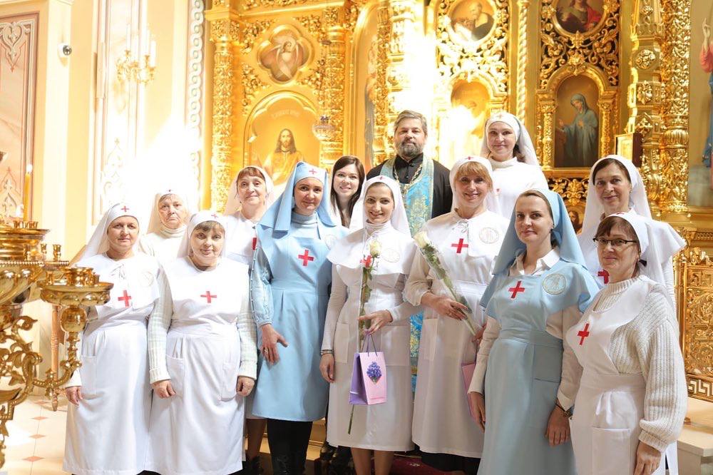 2022-05-19 Сестричество кафедрального собора Рождества Пресвятои Богородицы пополнилось новыми послушницами.jpg